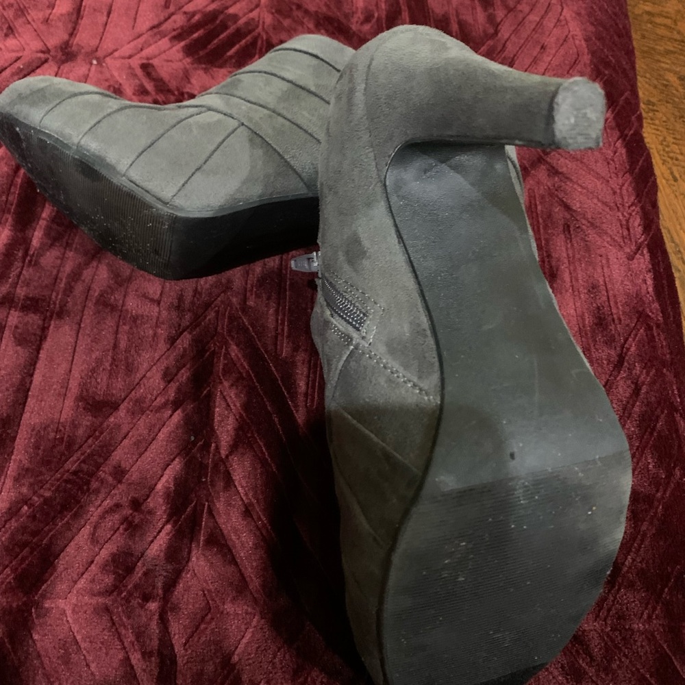 Metaphor Booties - Picture 4 of 6